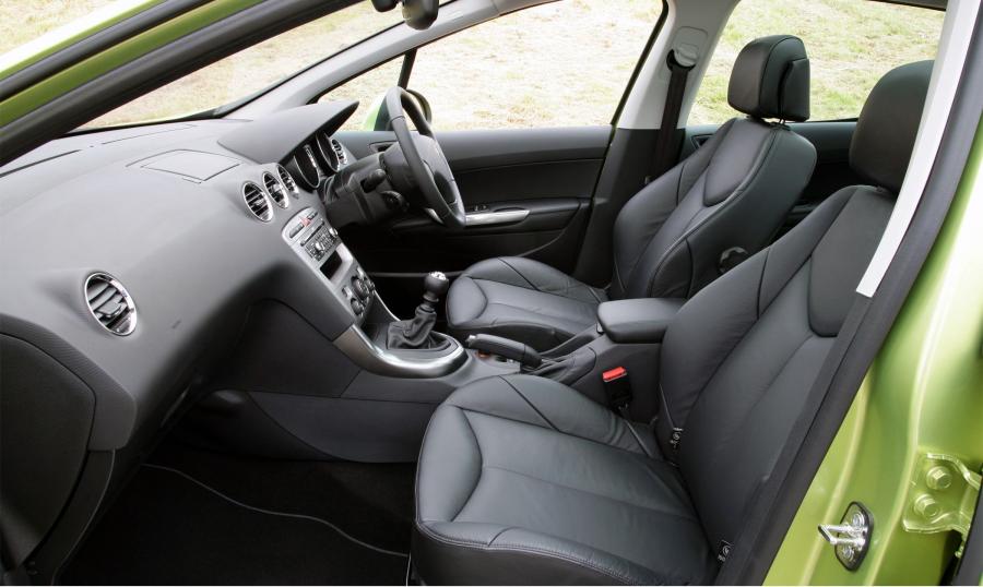  Peugeot 308 2007 года  (фото 90 из 125)